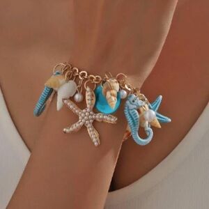 Starfish Shells Seahorse Gold Charm Bracelet Coastal Beach Ocean Jewelry New. C3